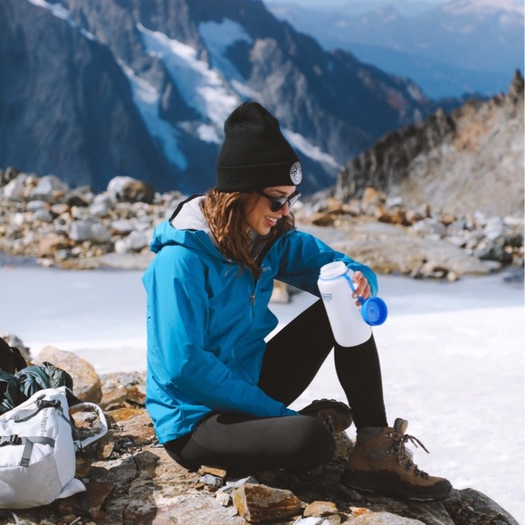 Arc'teryx Jackets & Blazers - Arcteryx Women’s Beta SL Jacket